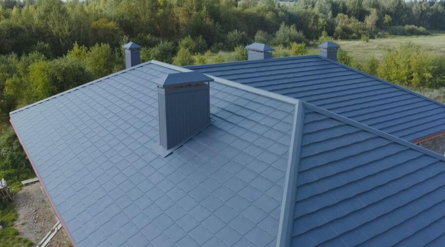 Professional gutter cleaning in Wishon, CA